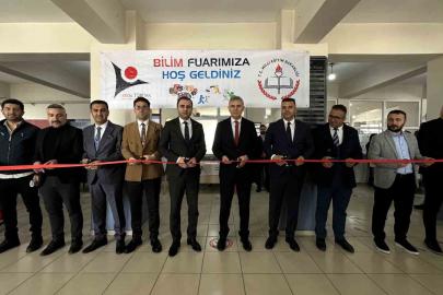 Yüksekova’da öğrencilerin bilimsel çalışmaları görücüye çıktı