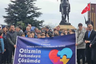 Zonguldak’ta otizm farkındalığı için gökyüzüne balon bıraktılar