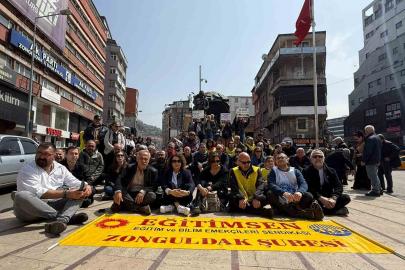 Zonguldak’ta sendikalardan oturma eylemi