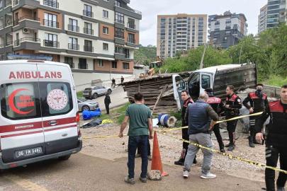 1 Mayıs İşçi Bayramı’nda kamyon altında kalan 2 işçi hayatını kaybetti