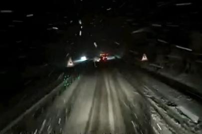 Ani kar yağışı nedeniyle bazı yollar ulaşıma kapatıldı
