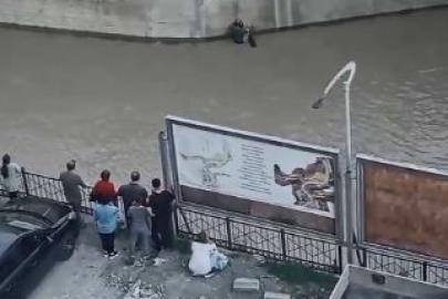 Artvin’de dereye düşen çocuk vatandaşların müdahalesiyle kurtarıldı
