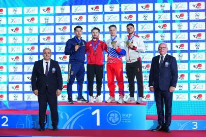 Avrupa Karate Şampiyonası’nda Enes Özdemir altın madalya kazandı