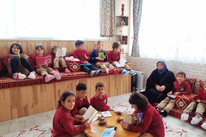 Aydıntepe’de öğrencilerin aileleriyle hazırladığı hikâyeler kitaplaştırıldı