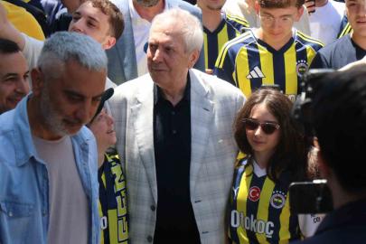 Aziz Yıldırım, Sakarya’da Fenerbahçeliler ile buluştu