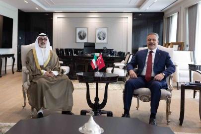 Bakan Fidan, Kuveytli mevkidaşı Al-Sabah ile bir araya geldi