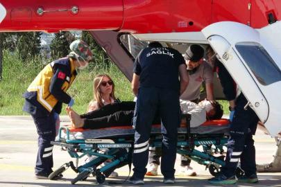 Baltayla odun keserken yaralanan çocuğun imdadına ambulans helikopter yetişti