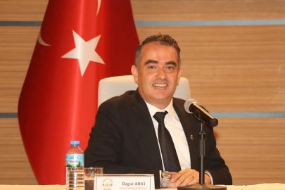 Başkan Arıcı: "19 Mayıs, bağımsızlığın ve özgürlüğün tarihidir"
