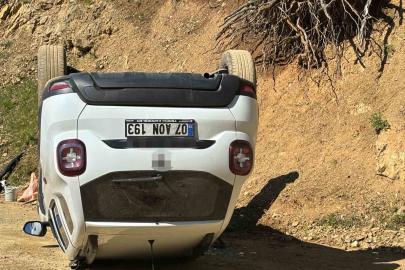 Batman’da pancar toplamaya gidenleri taşıyan araç takla attı: 4 yaralı