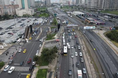 Bayram tatili öncesi İstanbul’da trafik yoğunluğu yüzde 65’e ulaştı