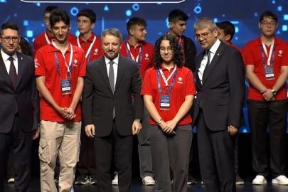 BİLSEM öğrencileri edebiyat alanında teşvik ödülü aldı