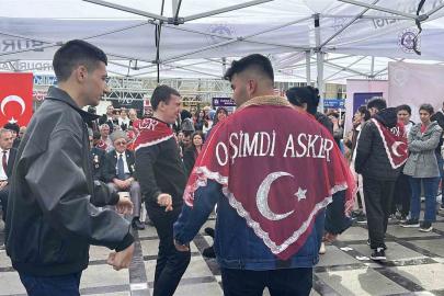 Burdur’da 16 engelli genç temsili askerlik görevi için kışlaya uğurlandı