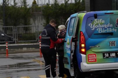 Büyükşehir’den şifa yolunda bin 110 hastaya ücretsiz ulaşım desteği