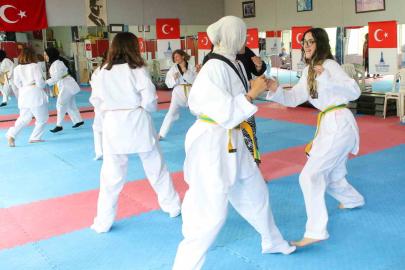 Büyükşehir’in tekvando kursuna kadınlardan yoğun ilgi
