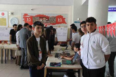 Cizre’de öğrenciler 20 farklı bilimsel proje sergiledi