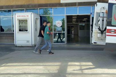 Çorum’da acemi kasaplar soluğu hastanede aldı