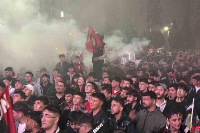 Çorum’da binlerce vatandaştan Süper Lig sevinci