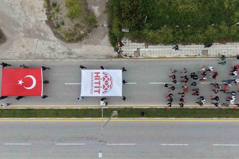 Çorum’da gençlerden "Şehitlere Saygı ve Vefa Yürüyüşü"