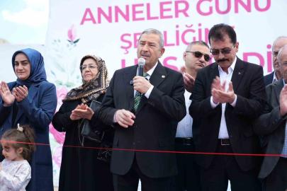 Darende’de "Anneler Günü Şenliği"