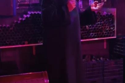 Eğlence mekanına girip ahireti anlattı