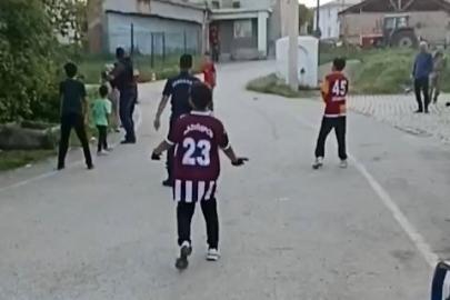 Elazığ’da gönülleri ısıtan maç: Jandarma ve çocuklar aynı sahada buluştu