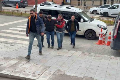 Erzurum’da 1 kişiyi öldürüp 1 kişiyi vuran şüpheli adliyeye sevk edildi