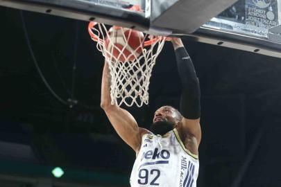Fenerbahçe yarı finalde