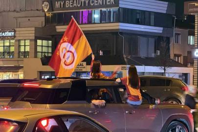 Galatasaray şampiyonluğunu ilan etti, Sakarya sokağa döküldü