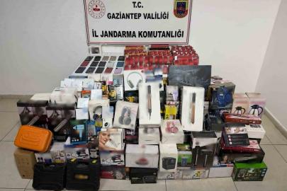Gaziantep’te 1,2 milyon TL değerinde kaçak malzeme ele geçirildi: 1 gözaltı