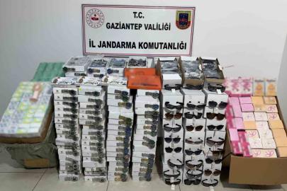 Gaziantep’te 4,5 milyon TL değerinde kaçak malzeme ele geçirildi: 1 gözaltı