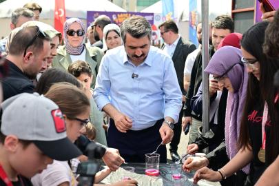 Gençler bilim ve teknoloji festivalinde buluştu