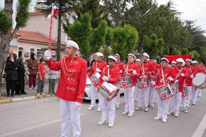 Gençlik Yürüyüşü yoğun katılımla gerçekleştirildi