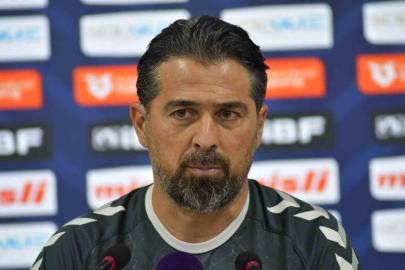 İlhan Palut: "Tesislerde konuşulan tek konu final"