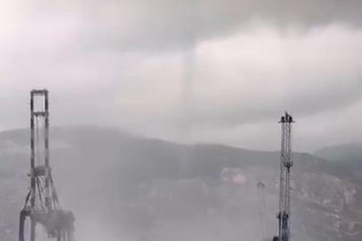 İskenderun Körfezi’nde oluşan hortum cep telefonu kamerasına yansıdı