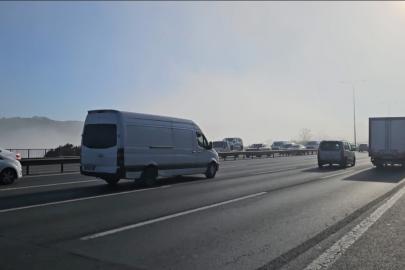 İstanbul’da yoğun sis: Boğaz hattı trafiğe kapatıldı