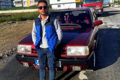 İzmir’de otomobil takla attı: 1 ölü, 1 yaralı