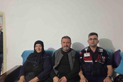 Jandarma ekiplerinden gaziye anlamlı ziyaret