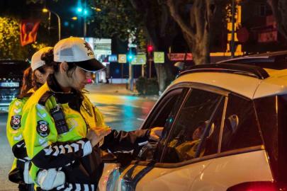 Kadıköy’de polis ekiplerinden bayram denetimi
