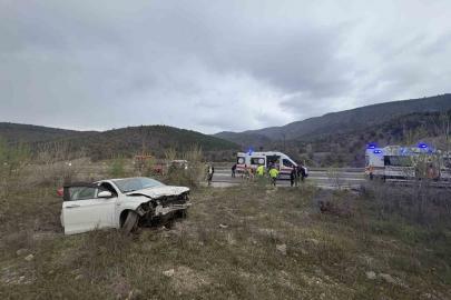 Kastamonu’da su kanalına düşen otomobildeki 4 kişi yaralandı