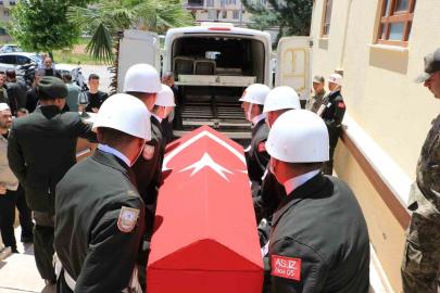 Kıbrıs gazisi İbrahim Halil Tüfekçiyaşar son yolculuğuna uğurlandı