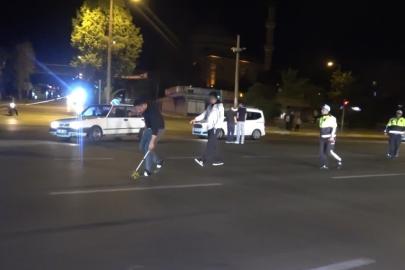 Kilis’te feci kaza: Tır ile çarpışan motosikletteki 2 kişi ağır yaralandı