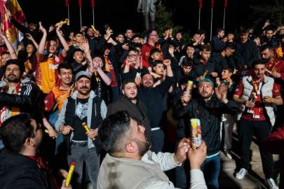 Kırıkkale’de taraftarlar, Galatasaray’ın şampiyonluğunu kutladı