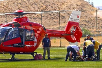 Malatya’da ambulans helikopter 82 yaşındaki hasta için havalandı