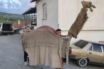 Manisa’da 135 yıllık "Kukla Deve" geleneği yaşatılıyor
