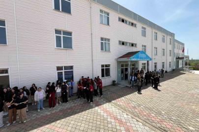 Manisalı öğrenciler depremi yaşadı