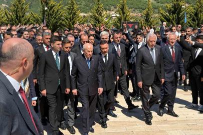 MHP Genel Başkanı Bahçeli, Ülkücü Şehitler Anıtı’nı ziyaret etti