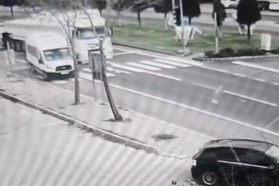 Nevşehir’de tırın öğrenci servisleriyle tehlikeli manevrası kamerada