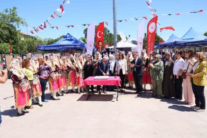 Öğrencilerin el emeği eserleri beğeni topladı