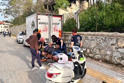 Otomobil ile motosiklet çarpıştı;1 yaralı