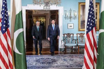 Pakistan Dışişleri Bakanı Dar, ABD’li mevkidaşı Rubio ile bir araya geldi
